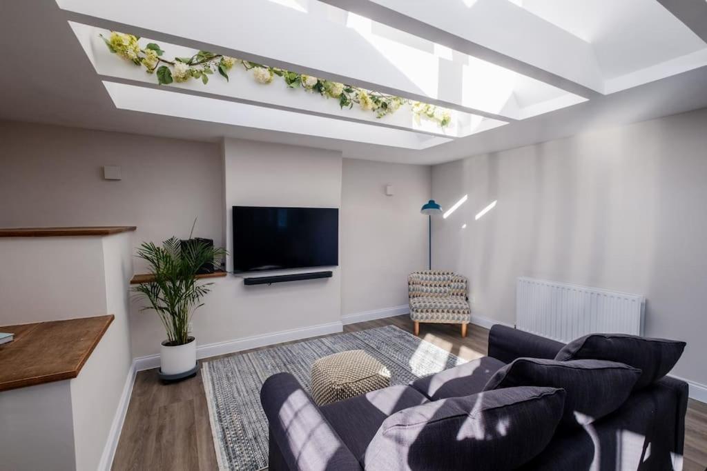 Light And Spacious Loft In Town Centre * Southampton
