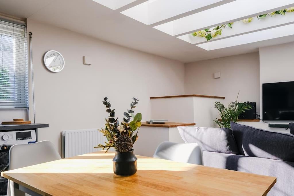 Apartment Light And Spacious Loft In Town Centre *